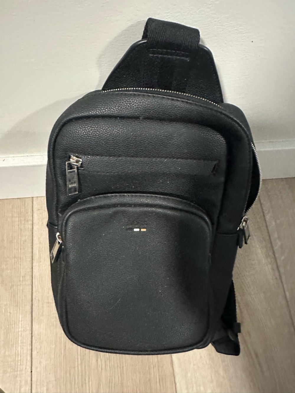 Hugo Boss Men's Black Sling Bag -Leather Crossbody